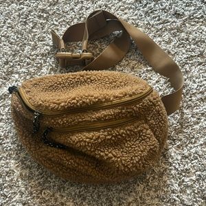 The Great. Eddie Bauer Fanny pack